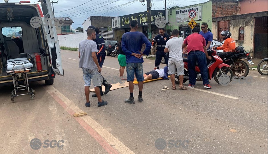  Motociclista fica gravimente ferida após atropelar cachorro em Porto Velho